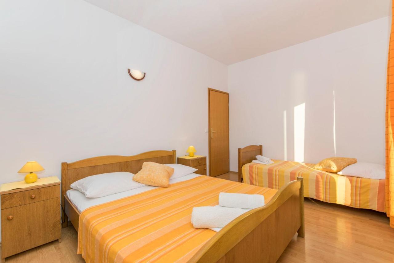 Apartments Tonci Duće Exterior foto